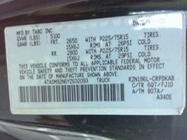 2000 TOYOTA TACOMA GREEN SR5 EXT CAB 2.7 AT 2WD.  Z24847